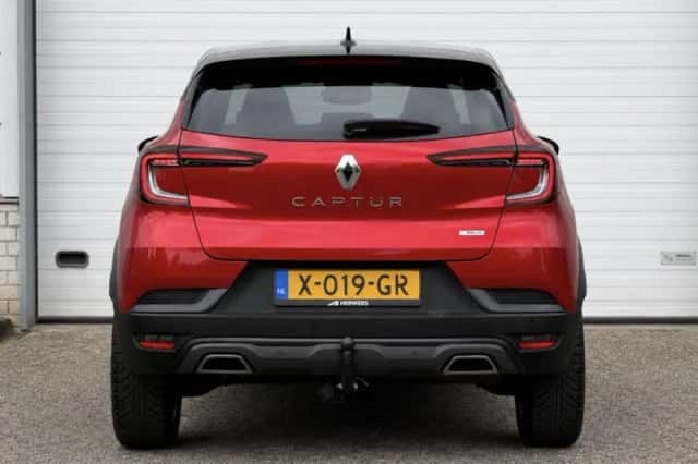 Renault Captur (2023) thumbnail 22