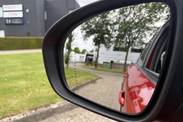 Renault Captur (2023) thumbnail 37