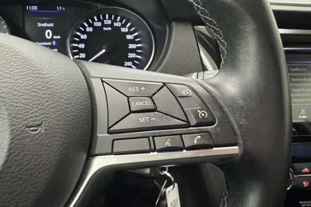 Nissan Qashqai (2021) thumbnail 10