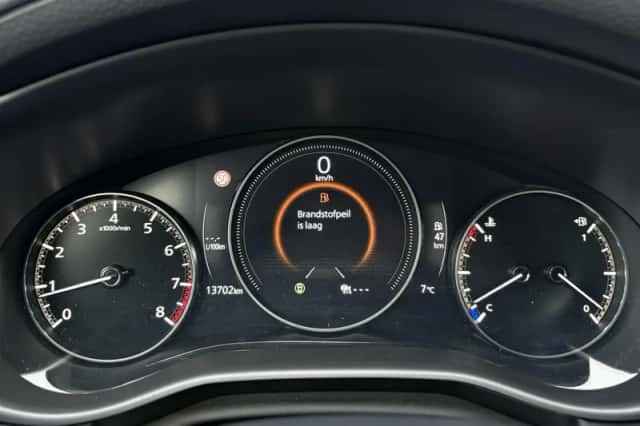 Mazda 3 (2024) thumbnail 24