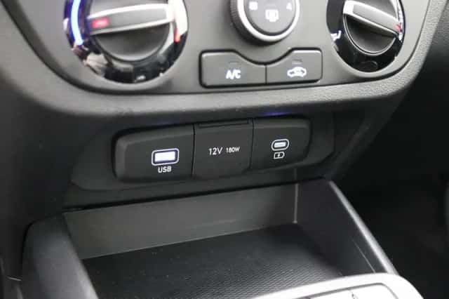 Hyundai i10 (2024) thumbnail 28