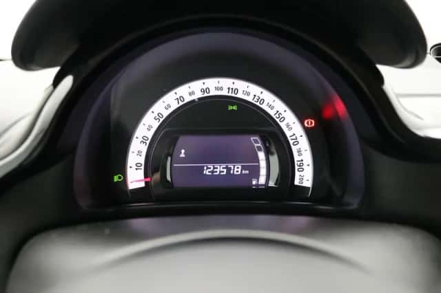 Renault Twingo (2015) thumbnail 13