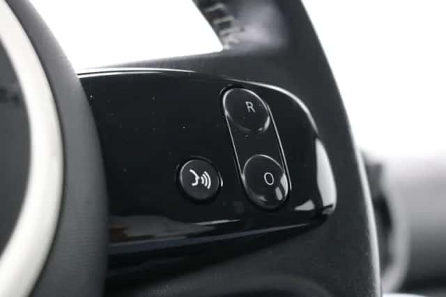 Renault Twingo (2015) thumbnail 29