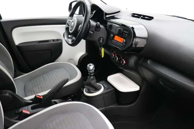 Renault Twingo (2015) thumbnail 36
