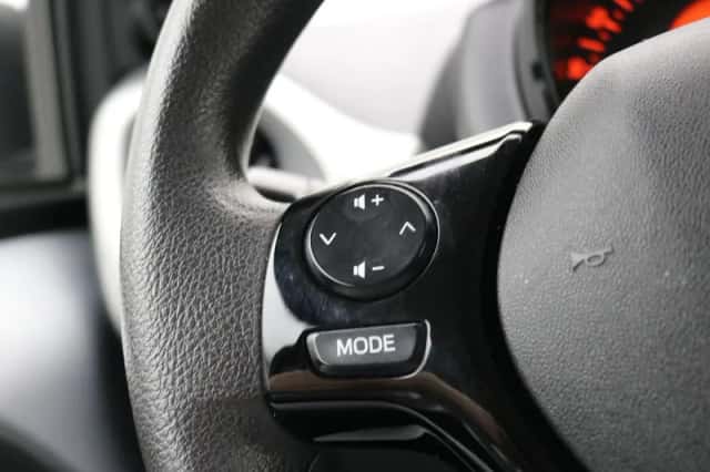 Peugeot 108 (2017) thumbnail 28