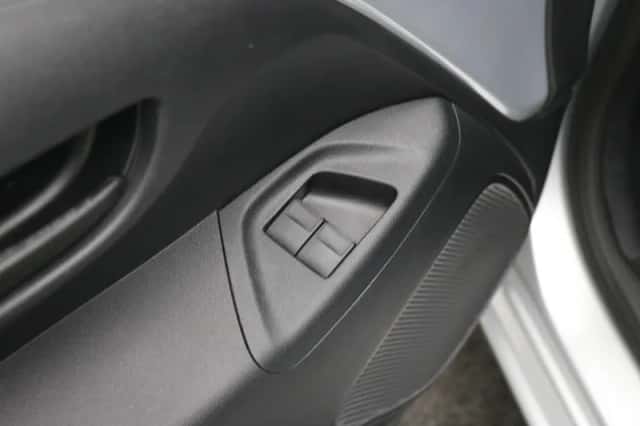 Peugeot 108 (2017) thumbnail 7