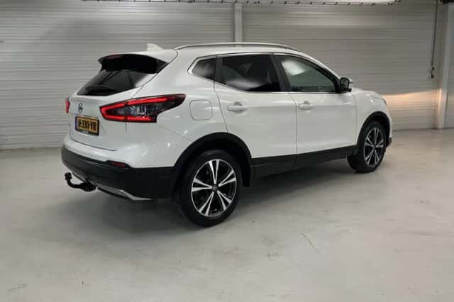 Nissan Qashqai (2020) thumbnail 3