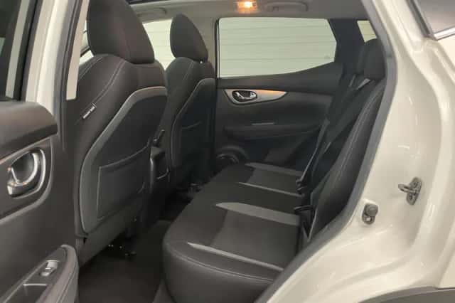 Nissan Qashqai (2020) thumbnail 9