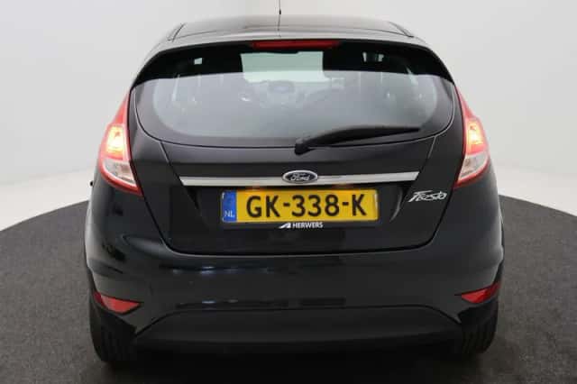 Ford Fiesta (2015) thumbnail 37