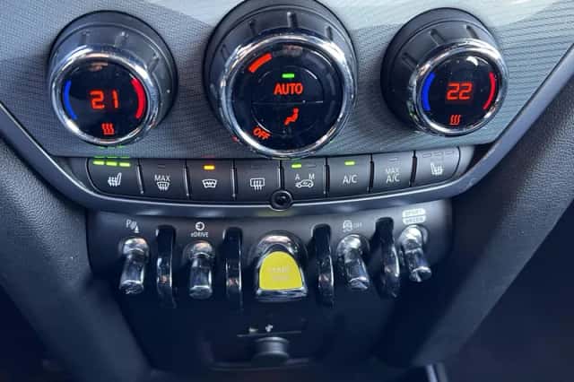MINI Countryman (2023) thumbnail 18