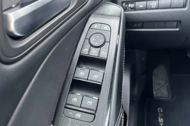 Nissan Qashqai (2022) thumbnail 12