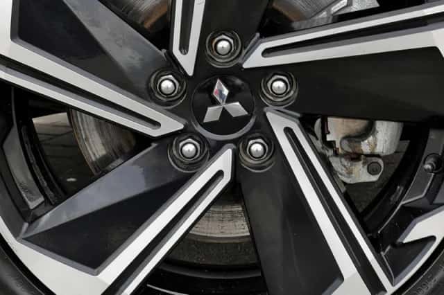 Mitsubishi Eclipse Cross (2023) thumbnail 39