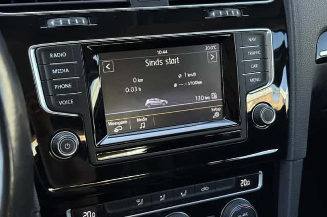 Volkswagen Golf (2014) thumbnail 45