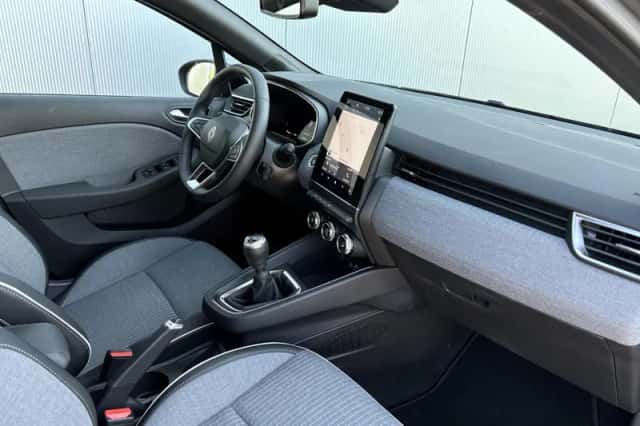 Renault Clio (2025) thumbnail 24