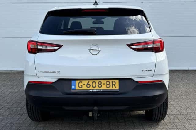 Opel Grandland X (2019) thumbnail 23
