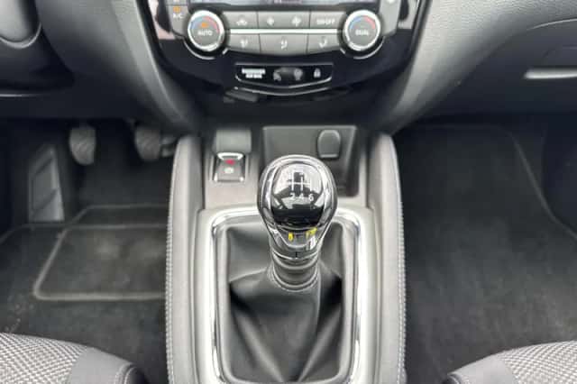 Nissan Qashqai (2016) thumbnail 21