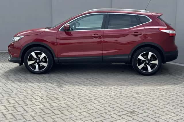 Nissan Qashqai (2016) thumbnail 9