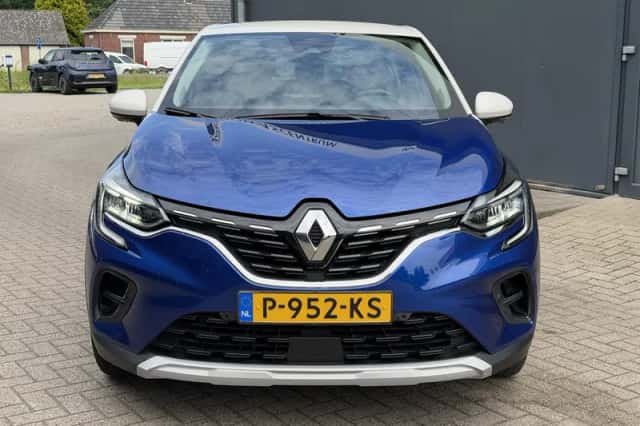 Renault Captur (2021) thumbnail 29