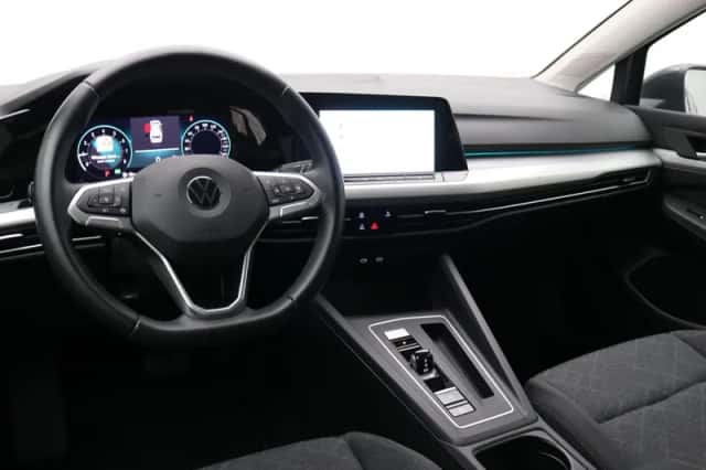 Volkswagen Golf (2021) thumbnail 9