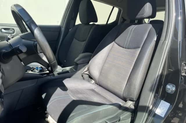 Nissan Leaf (2021) thumbnail 7