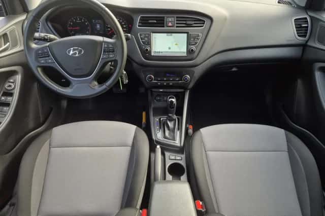 Hyundai i20 (2019) thumbnail 2