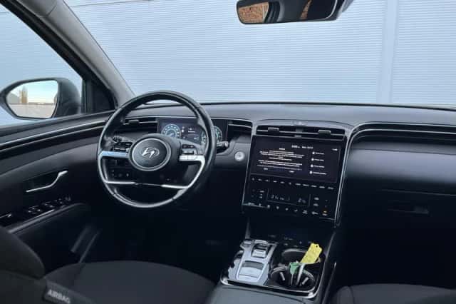 Hyundai Tucson (2021) thumbnail 2