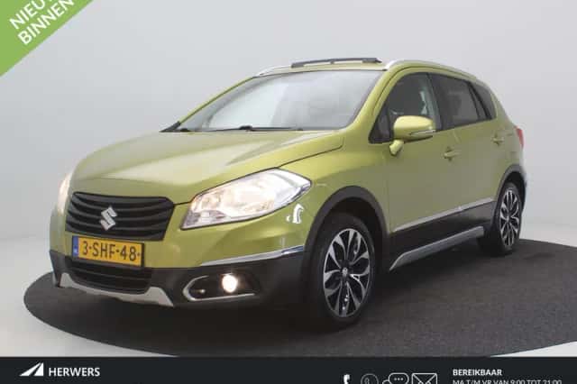 Suzuki SX4 S-Cross (2013)