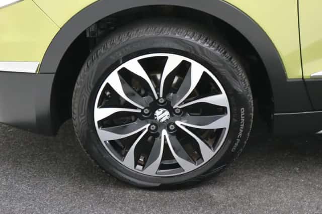 Suzuki SX4 S-Cross (2013) thumbnail 8