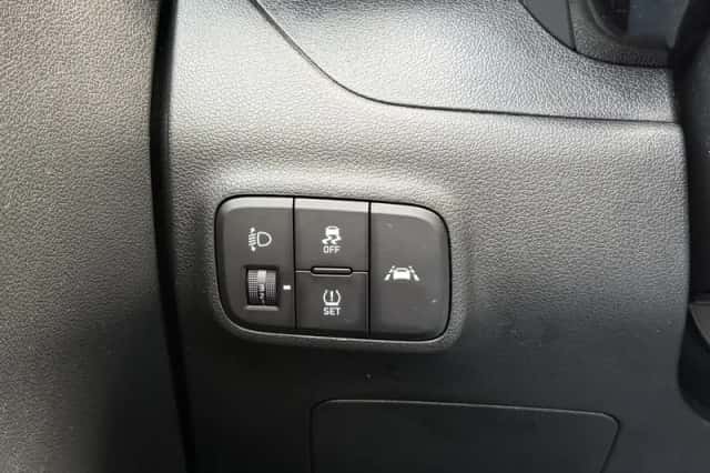 Hyundai i10 (2023) thumbnail 14