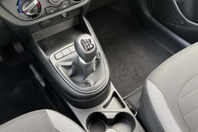 Hyundai i10 (2023) thumbnail 20