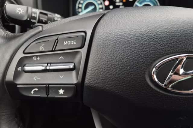 Hyundai Kona (2023) thumbnail 13