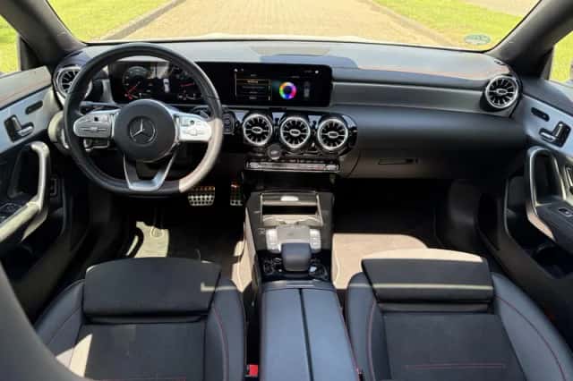 Mercedes-Benz CLA-Klasse (2020) thumbnail 2