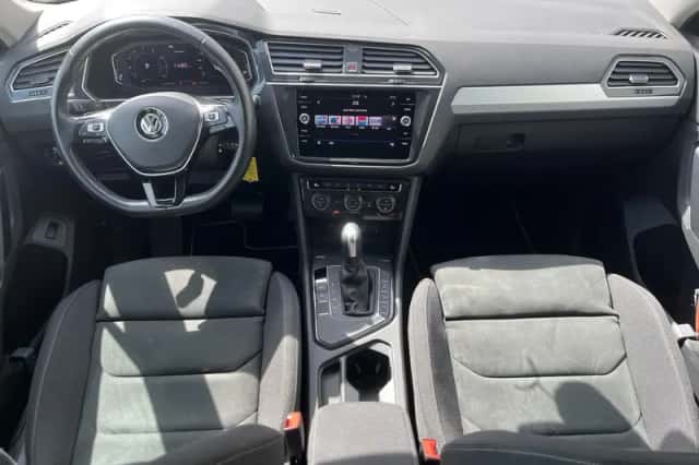 Volkswagen Tiguan (2020) thumbnail 2