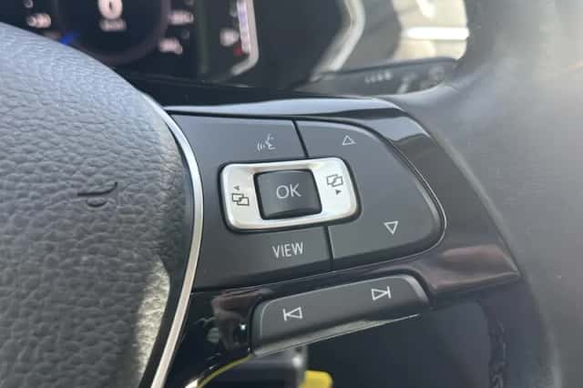 Volkswagen Tiguan (2020) thumbnail 11