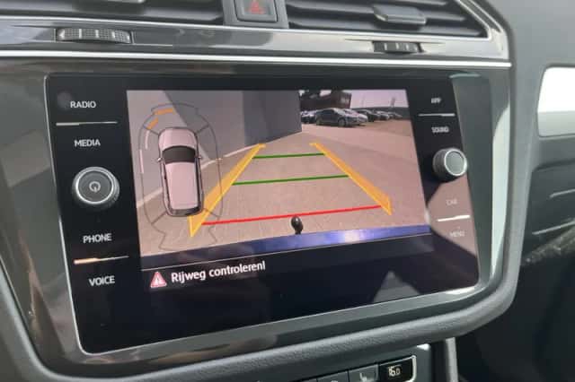Volkswagen Tiguan (2020) thumbnail 12