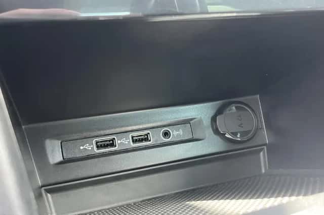 Volkswagen Tiguan (2020) thumbnail 26