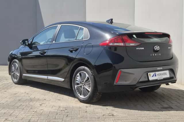 Hyundai Ioniq (2021) thumbnail 15