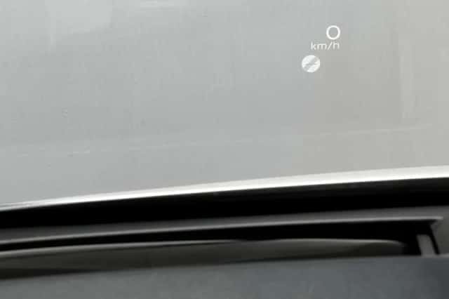 Nissan Ariya (2022) thumbnail 7