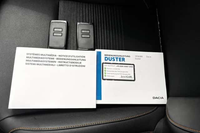 Dacia Duster (2022) thumbnail 5