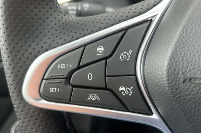 Renault Clio (2023) thumbnail 13