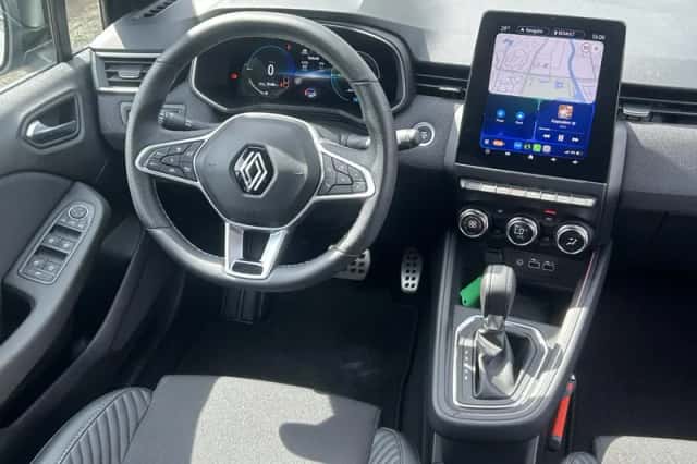Renault Clio (2023) thumbnail 22