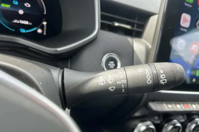 Renault Clio (2023) thumbnail 30
