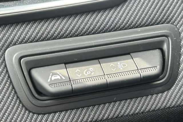 Renault Clio (2023) thumbnail 31