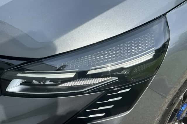 Renault Clio (2023) thumbnail 33