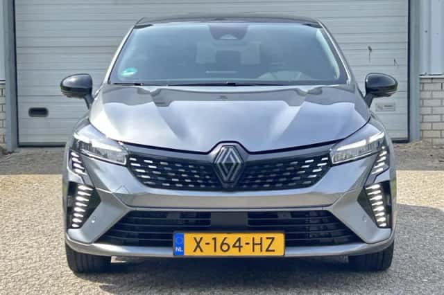 Renault Clio (2023) thumbnail 37