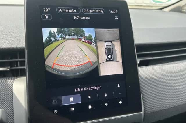 Renault Clio (2023) thumbnail 10