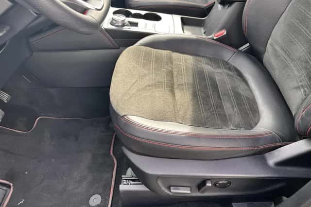 Ford Kuga (2023) thumbnail 21