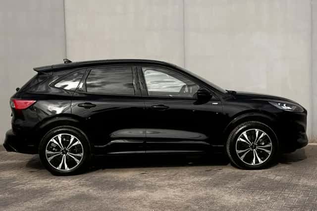 Ford Kuga (2023) thumbnail 28