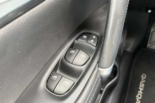 Nissan Qashqai (2020) thumbnail 14