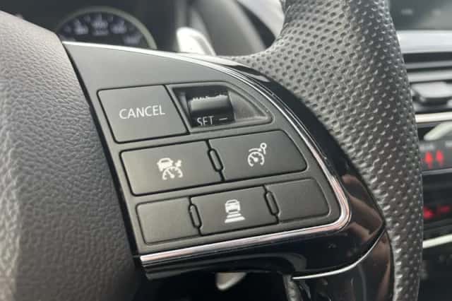Mitsubishi Eclipse Cross (2023) thumbnail 11